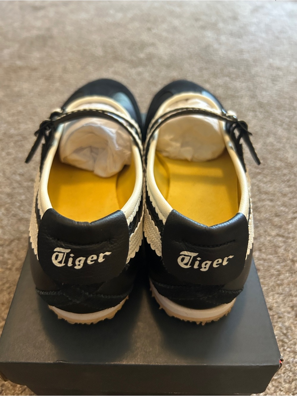 Onitsuka Tiger Mexico 66 Tigers Flats - Picture 3 of 9